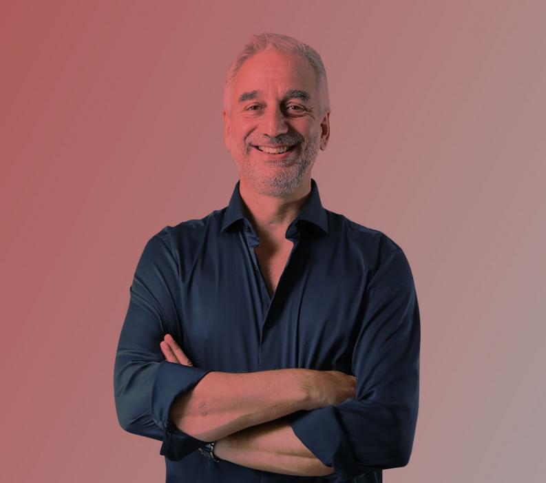 Entre el público y los héroes. Eduardo Braun